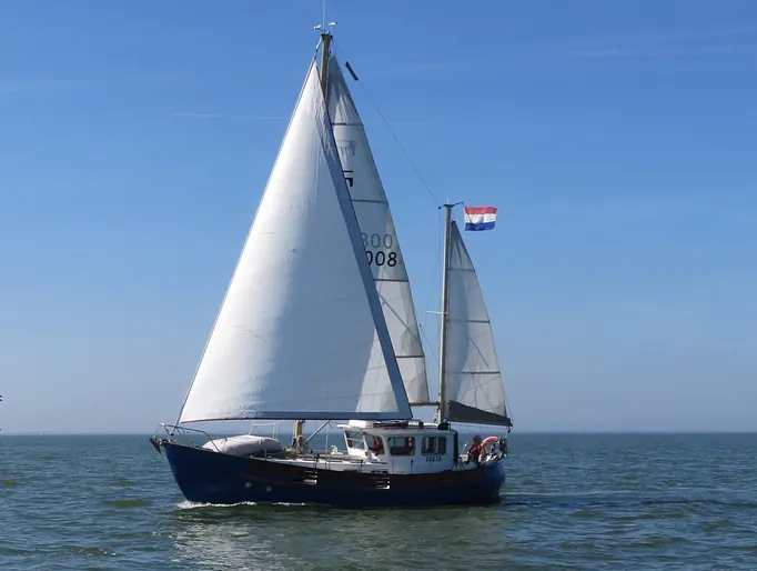 Fisher 34 - Vesta