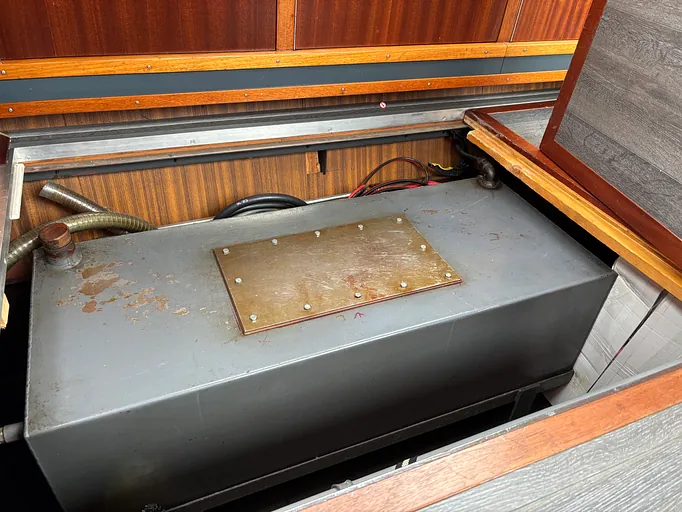 De Jong Kruiser 1100 AK