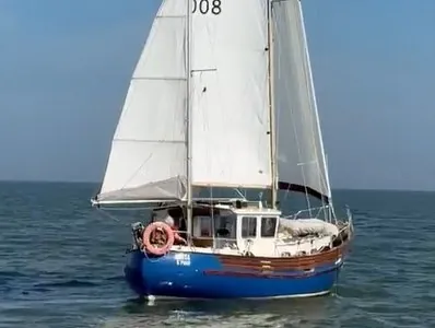 Fisher 34 - Vesta