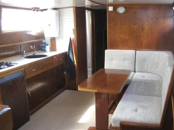 Motortjalk “De Witte Beer”