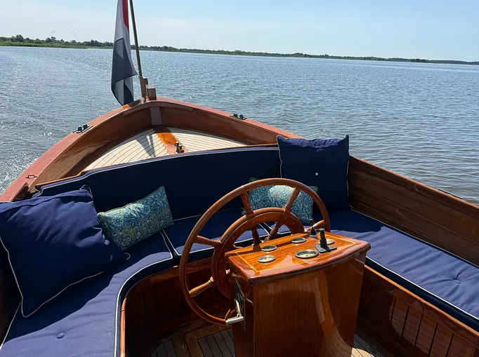 Wester Engh 810 Classic met boegschoef
