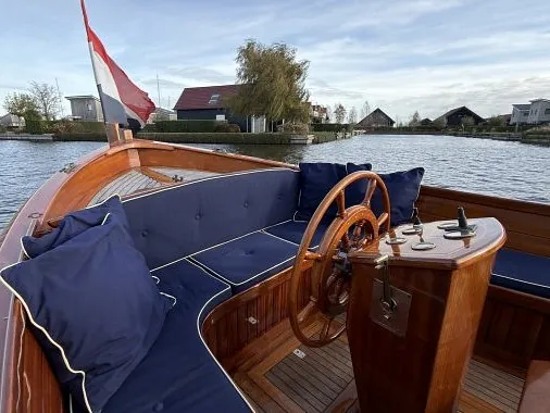 Wester Engh 810 Classic met boegschoef
