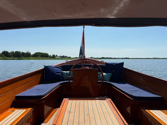 Wester Engh 810 Classic met boegschoef
