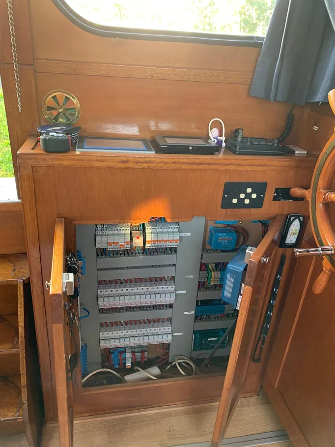 De Vries Lentsch Waddenkruiser 1380 - Volledig Gerenoveerd!