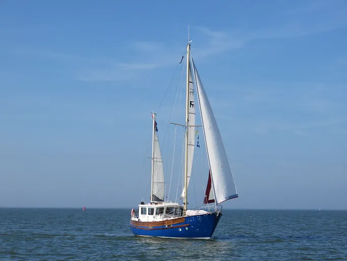 Fisher 34 - Vesta