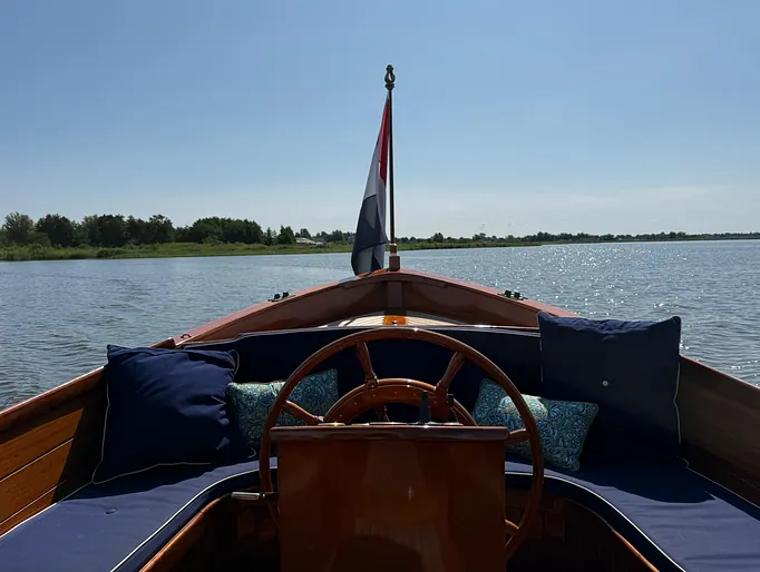 Wester Engh 810 Classic met boegschoef