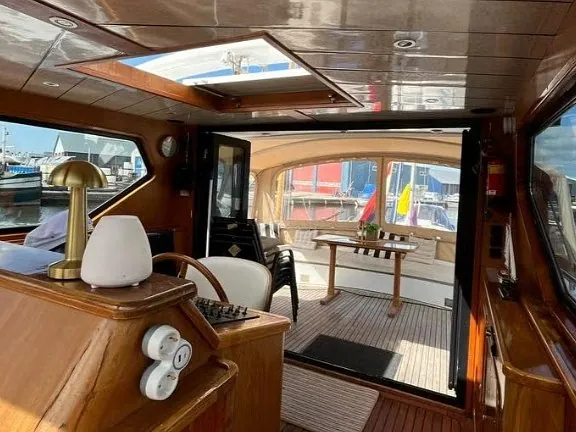 van der Valk Yachts Super Value 1490